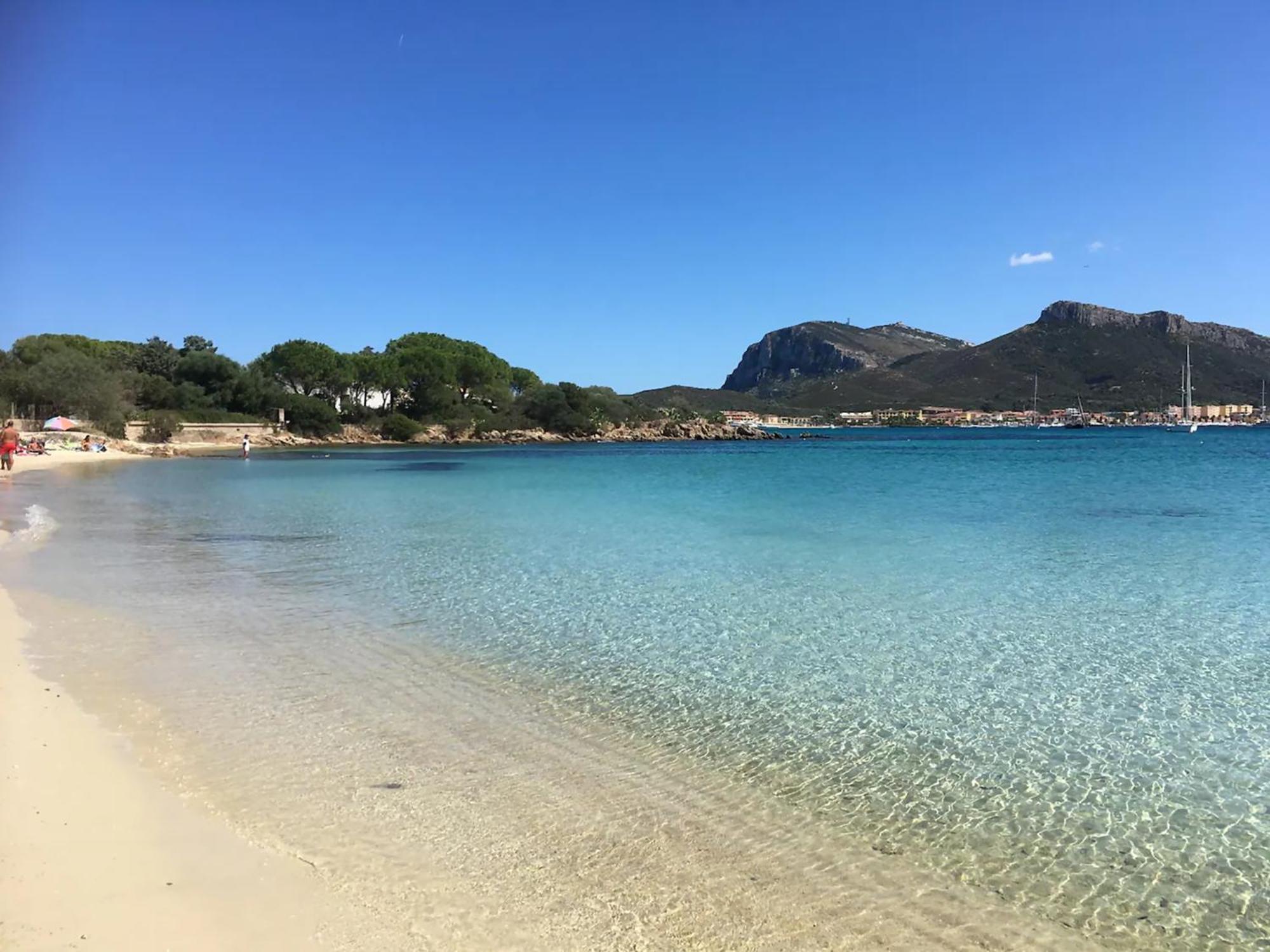 Apartmán Tramontana Vista Mare 300M Dalla Spiaggia Golfo Aranci Exteriér fotografie