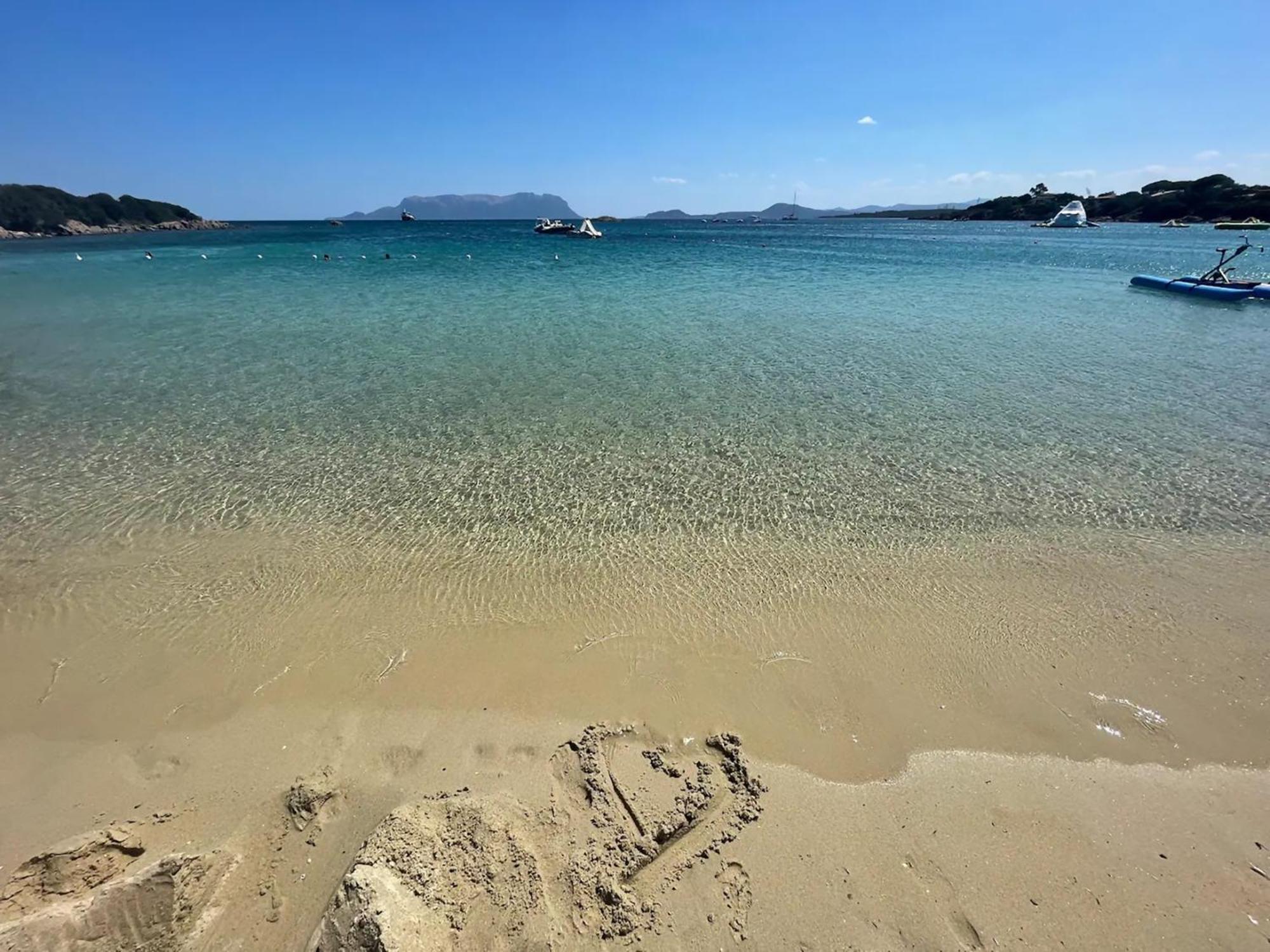 Apartmán Tramontana Vista Mare 300M Dalla Spiaggia Golfo Aranci Exteriér fotografie